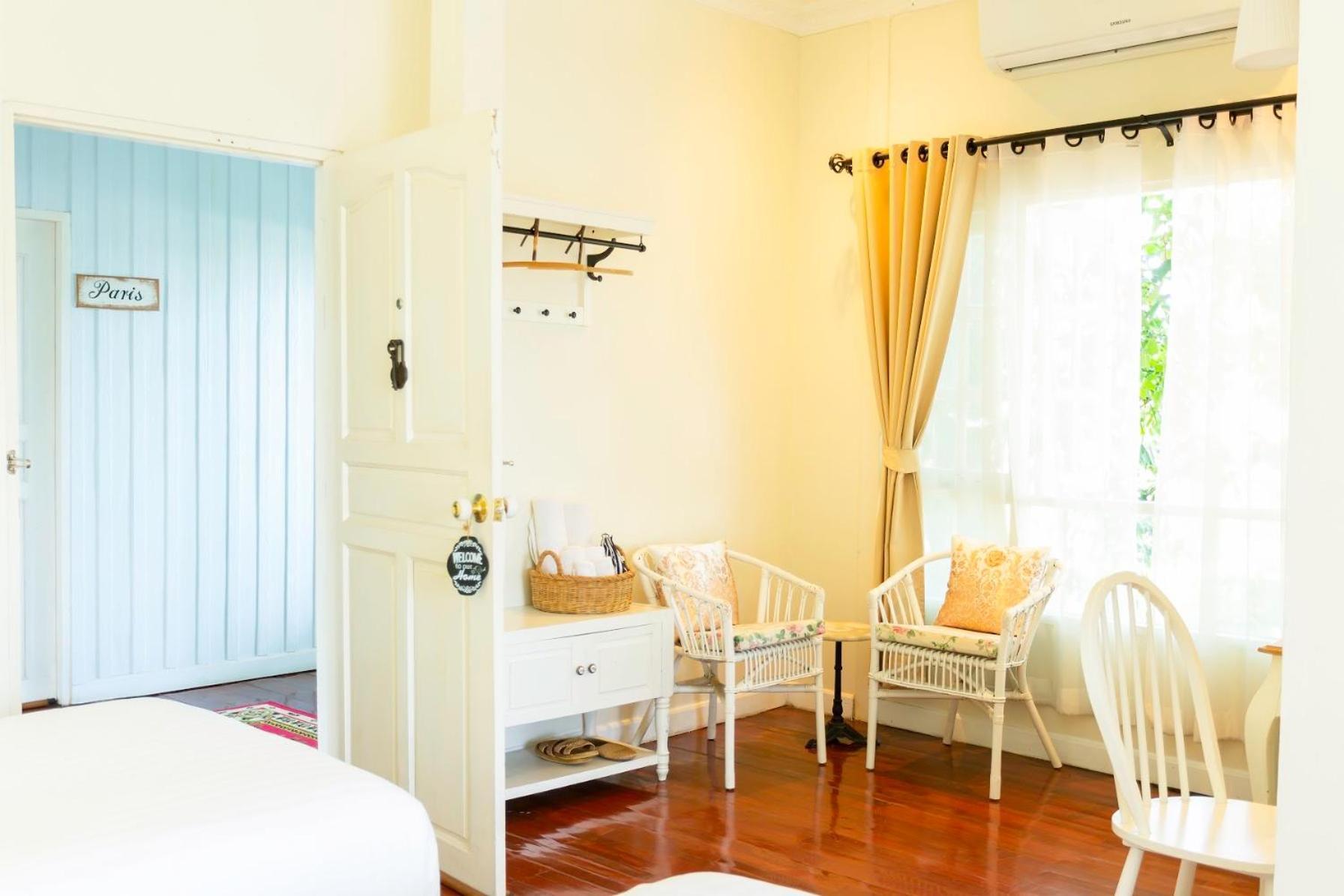 ในสวน เบดแอนด์เบรกฟาสต์ ที่พักพร้อมอาหารเช้า 3*
